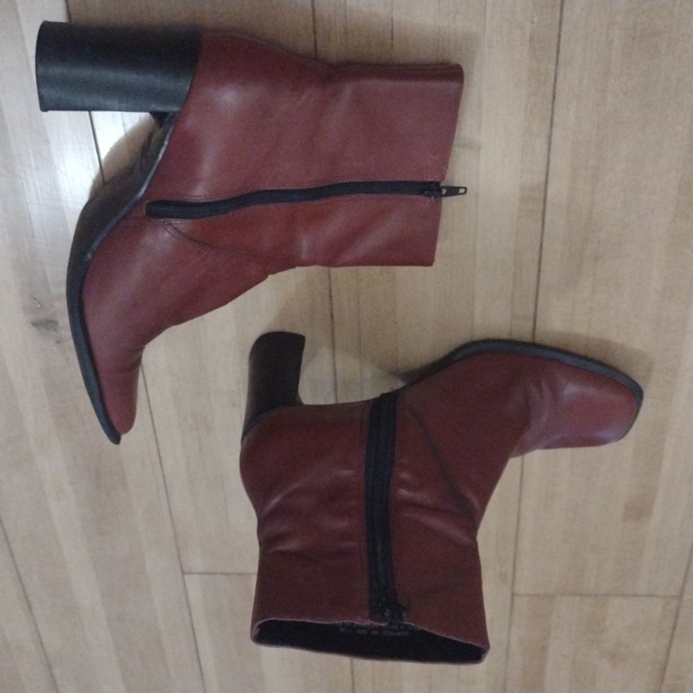 Principles Red Square Toe Boots.Leather upper.Size 7.5 - Picture 2 of 7